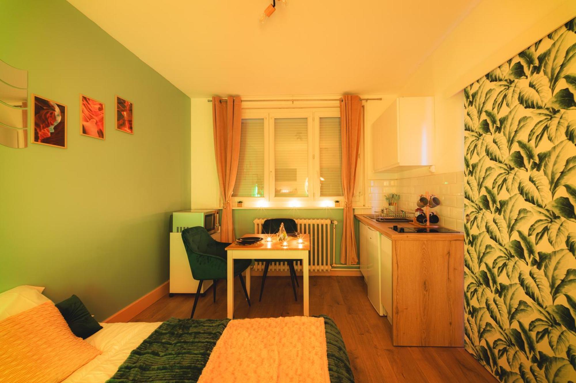 Le Refuge - Netflix I Wifi Haut Debit I Parking - Confort & Cosy Valenciennes Bagian luar foto